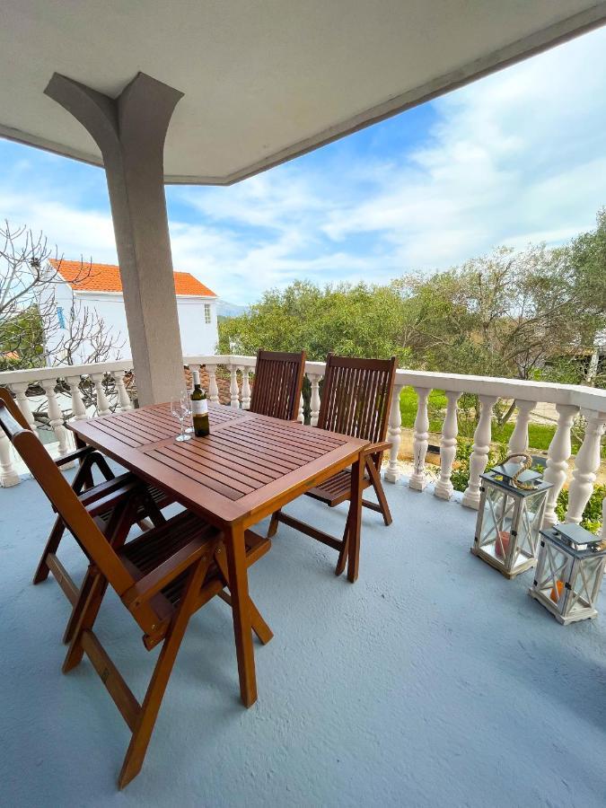 Spacious Apartment Amaros Korčula Dış mekan fotoğraf